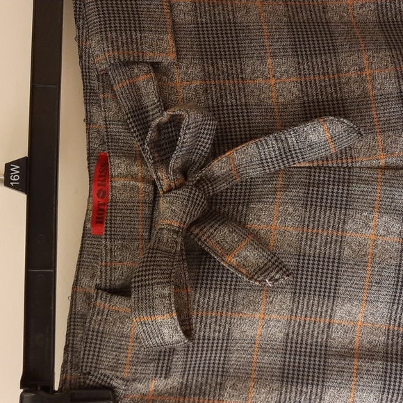 Hot Kiss Polyester Blend Pants - Picture 4 of 8